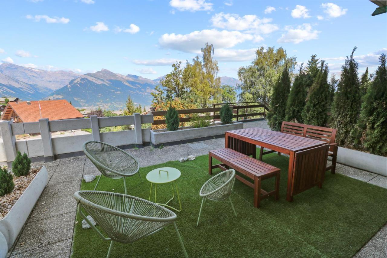 Superbe Appartement Avec Piscine Нанда Екстер'єр фото