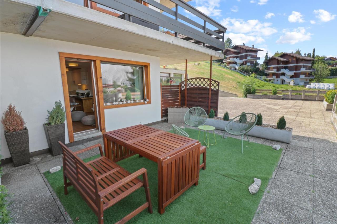 Superbe Appartement Avec Piscine Нанда Екстер'єр фото